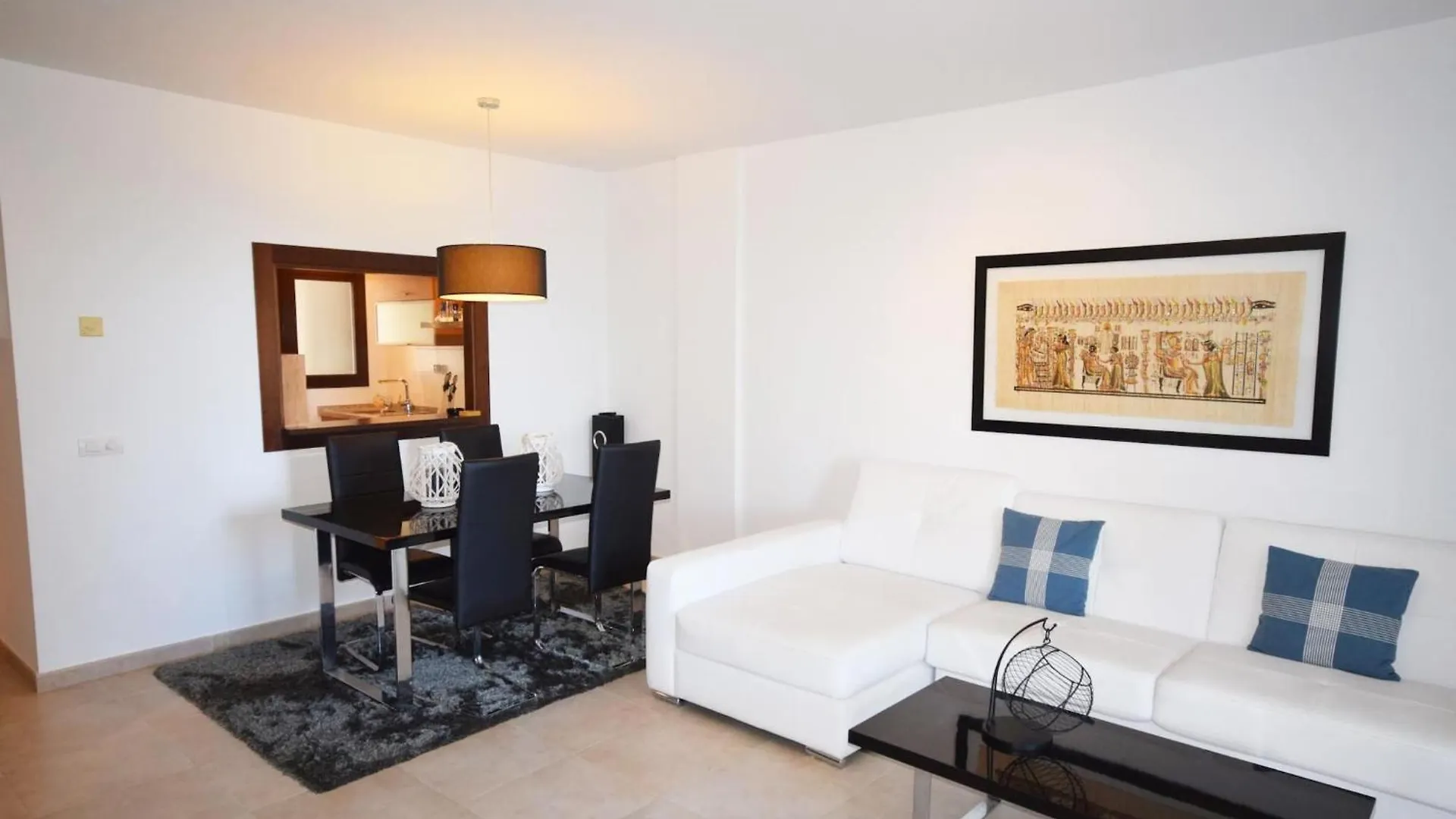 Apartamento En Los Monteros Marbella