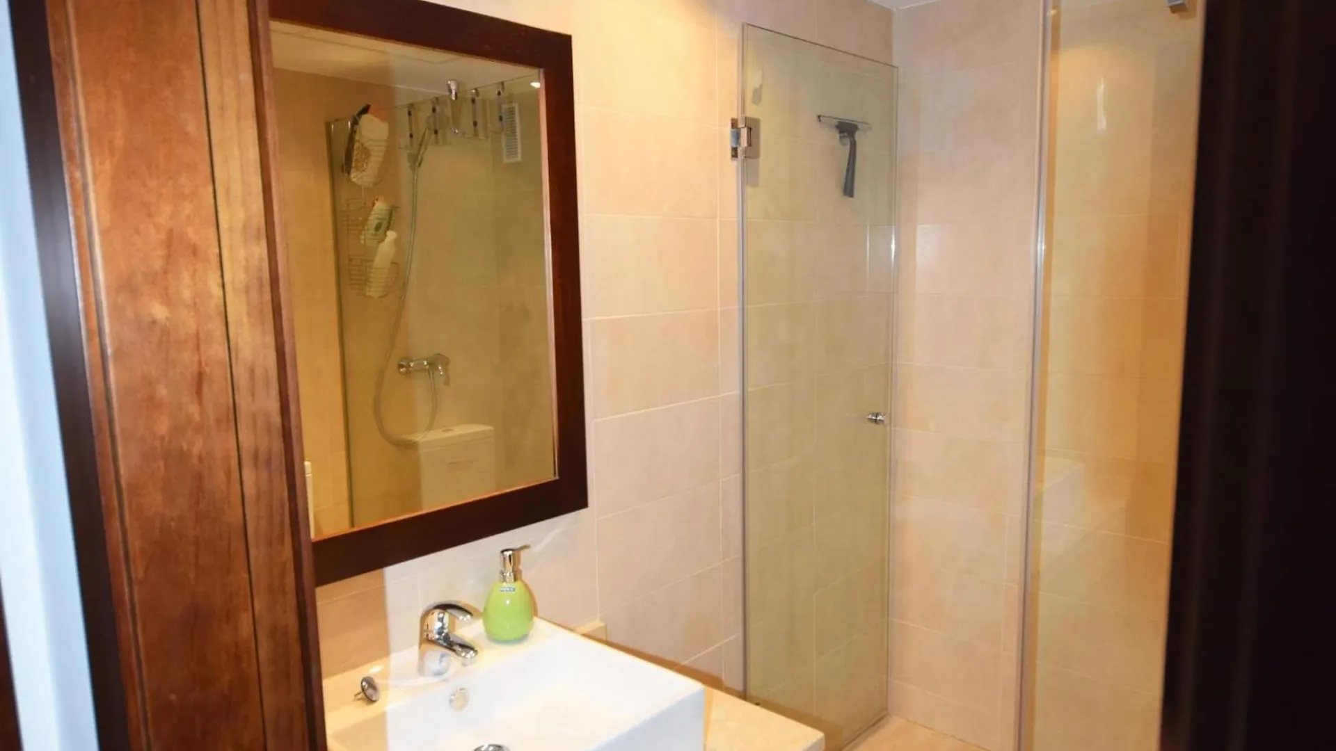 Apartment Apartamento En Los Monteros Marbella